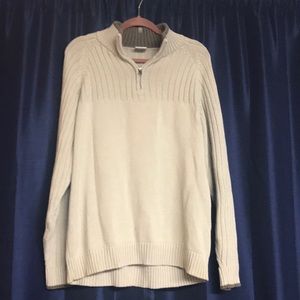 Men’s tan Columbia sweater